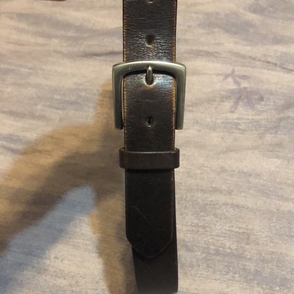 Men chocolate brown leather GAP belt, 36. Brushed nickel buckle. Some scratches. - Picture 3 of 9